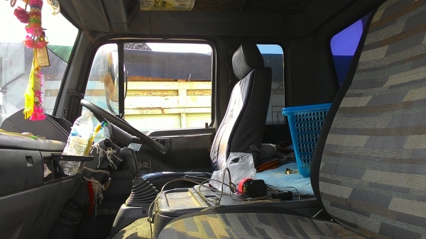 ขายหกล้อดั้ม ฮีโน่ 195 แรงม้า