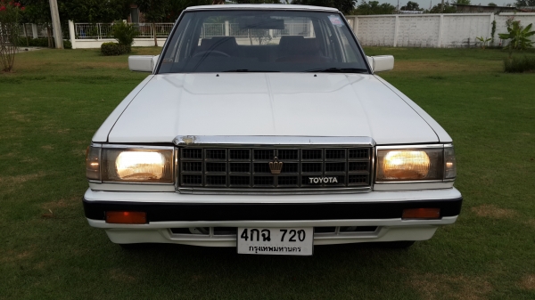 รถคลาสสิคคาร์ ที่สภาพเดิม สมบูรณ์ พร้อมใช้