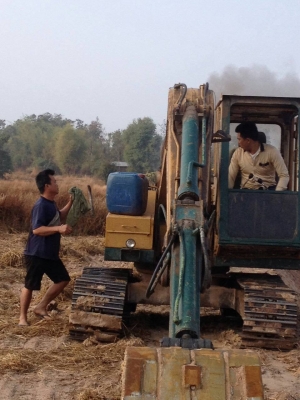 FURUKAWA FH30A เครื่องยนต์ isuzu 85 เล่มพร้อมโอน