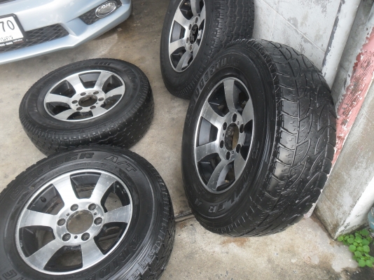 ล้อแม็ก 15นิ้ว 6รู พร้อมยาง สวยๆ 4 ล้อ ราคา 5900 บาท ล้อแม็ก 15นิ้ว 6รู พร้อมยาง สวยๆ 4 ล้อ ราคา 5900 บาท