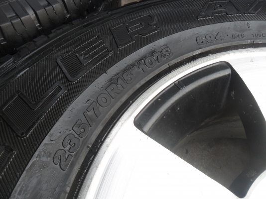 ล้อแม็ก 15นิ้ว 6รู พร้อมยาง สวยๆ 4 ล้อ ราคา 5900 บาท ล้อแม็ก 15นิ้ว 6รู พร้อมยาง สวยๆ 4 ล้อ ราคา 5900 บาท