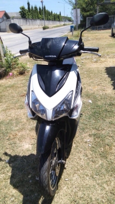 ขายhonda click. เครื่องดีเยี่ยมทะเบียล58ระยอง