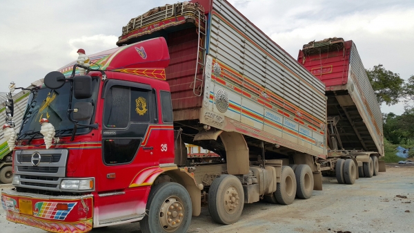 ขายรถพ่วง 24 ล้อ แม่-ลูก กระบะเนียมคอกเกษตรดั้ม HINO PROFIA P11C-320 เกียร์อีตั้นคูลเลอร์ไดน์.2 รถสวย ราคา1700000 ต่อรอง สนใจโทรจองด่วน