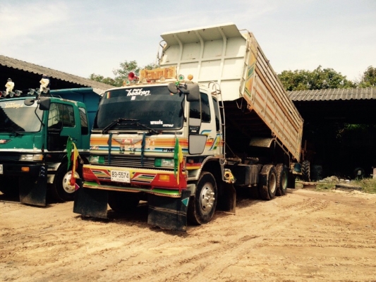 ขายรถ 10 ล้อ 2 เพลา กระบะเนียมดั้ม HINO 3 M รถสวยเดิมๆ ราคา.1150000 ต่อรอง สนใจรีบจองด่วน