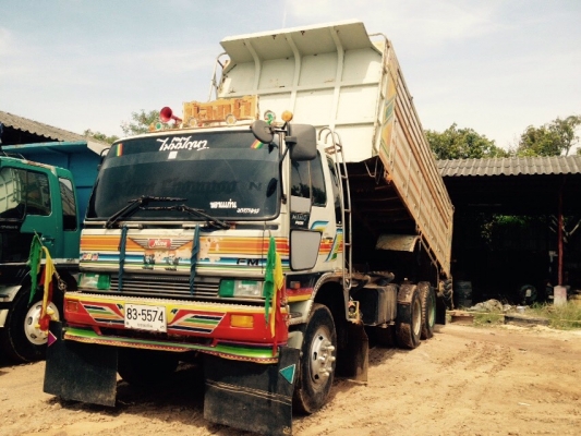ขายรถ 10 ล้อ 2 เพลา กระบะเนียมดั้ม HINO 3 M รถสวยเดิมๆ ราคา.1150000 ต่อรอง สนใจรีบจองด่วน
