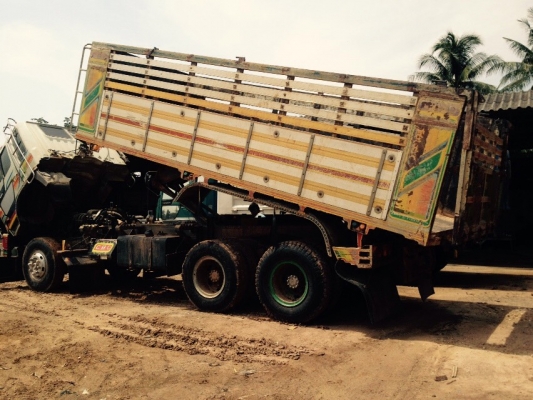 ขายรถ 10 ล้อ 2 เพลา กระบะเนียมดั้ม HINO 3 M รถสวยเดิมๆ ราคา.1150000 ต่อรอง สนใจรีบจองด่วน