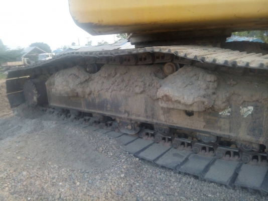 ขายรถแบคโค KOMATSU PC 200-8 ทำงานน้อย เอกสารอิมวอย ราคา2100000 ต่อรอง สนใจโทร