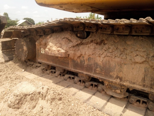 ขายรถแบคโค KOMATSU PC 200-8 ทำงานน้อย เอกสารอิมวอย ราคา2100000 ต่อรอง สนใจโทร