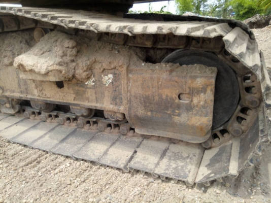 ขายรถแบคโค KOMATSU PC 200-8 ทำงานน้อย เอกสารอิมวอย ราคา2100000 ต่อรอง สนใจโทร