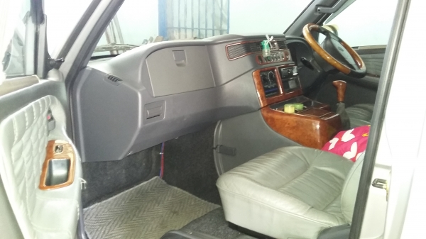 ขายรถตู้เบนซ์ MB140 ดีเซล ขายรถตู้เบนซ์ MB140 ดีเซล