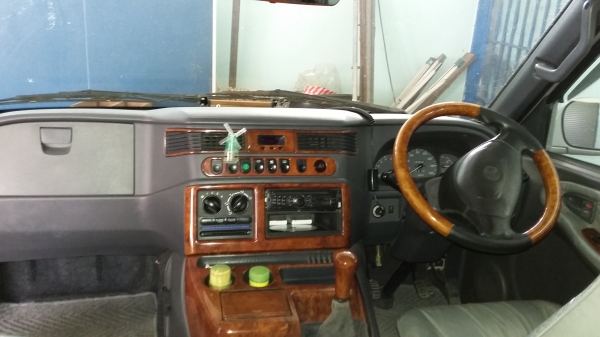 ขายรถตู้เบนซ์ MB140 ดีเซล ขายรถตู้เบนซ์ MB140 ดีเซล