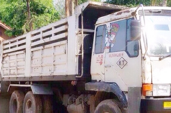 ขายด่วน กระบะดั๊มพ์เหล็ก 12 ตันพร้อมชุดกระบอกดั๊มพ์ของเสรีชัย สภาพสวยพื้นดีไม่ผุไม่บุบพร้อมบรรทุกได้เลยครับ ราคาต่อรองได้ครับ