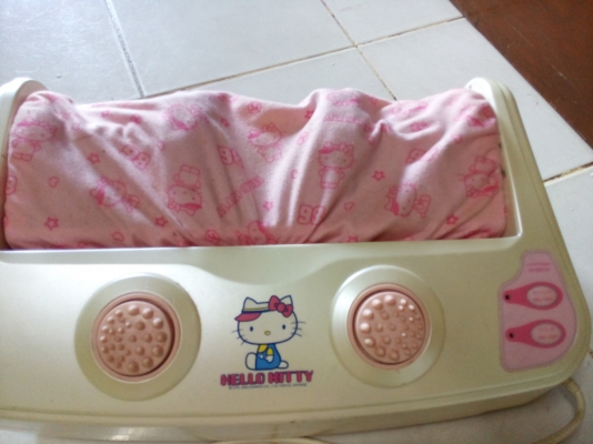 เครื่องนวดเท้าและมีกระทุ้งเท้า คิตตี้ จากญี่ปุ่นใข้งานนวดผ่อนคลายได้ดี