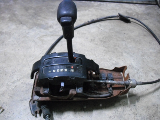 ขายเกียร์ออโต้นิสสัน b 14พร้อมชุดคันเกียร์ ขายเกียร์ออโต้นิสสัน b 14พร้อมชุดคันเกียร์