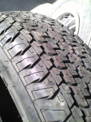 205R16C BRIDGESTONE DUELER H/T 840  ยางใหม่ มี 1 เส้น tel.081-427-3941