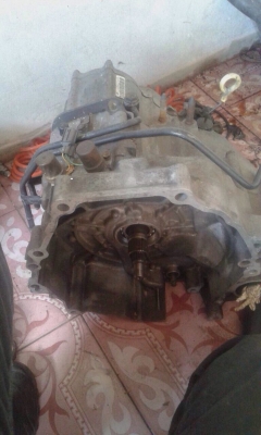 ขายอะไหล่รถยนต์ เกียร์ออโต้Civic ตาโต. คลิกดาวน์ไฟฟ้า