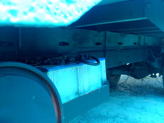 หกล้อ อีซูชุ NPR120ฝาขาว  ยาว 5เมตร รถห้างแท้ สภาพพร้อมใช้งาน เล่ม ทะเบียนพร้อมโอน  ราคา 385,000 ราคาเบาๆ ครับ