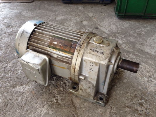 ขายมอเตอร์เกียร์ Kimpo made in Taiwan 1HP. 380V อัตราทด 1:10 สภาพสวย วิ่งนิ่ม พร้อมใช้งาน