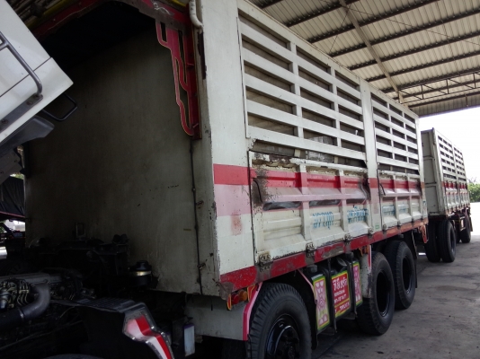 ขายครับ  กระบะล่องไม่ดั้ม  พร้อมลูกพ่วงไม่ดั้ม ขายยก หรือแยกก็ได้