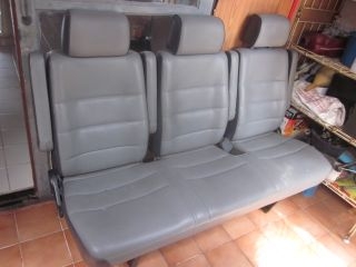 เบาะรถตู้