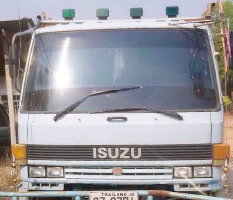 ISUZU ROCKY FRR 175 HP 6BG1 หกล้อบรรทุก กระบะคอกเหล็กความยาว 6 เมตรสภาพสวยพร้อมใช้งานได้เลย เครื่องยนต์แรงดีไม่มีเยิ้ม ภายในเก๋งคอนโซลสวยครบ พวงมาลัยเพาเวอร์ เบรคลม ช่วงล่างใหญ่คัชซีไม่มีบวม ยาง 9.00 ขอบ 20 สภาพดีประมาณ 65\% เอกสารทะเบียนครบพร้อม ราคาต่อรอ