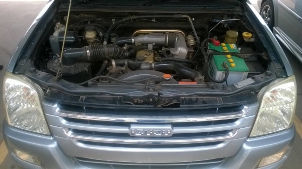 ขายรถกระบะ ISUZU DMAX SLX 2.5 ปี 47 สวยบางเดิม ล้อแมกซ์ กระจกไฟฟ้า แมกลายเนอร์ แอร์เย็น ทะเบียนพร้อมโอนครับ