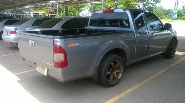 ขายรถกระบะ ISUZU DMAX SLX 2.5 ปี 47 สวยบางเดิม ล้อแมกซ์ กระจกไฟฟ้า แมกลายเนอร์ แอร์เย็น ทะเบียนพร้อมโอนครับ
