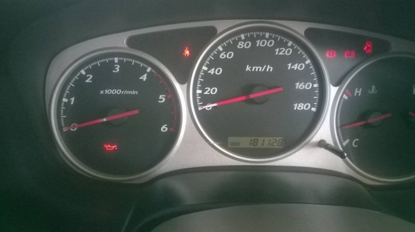 ขายรถกระบะ ISUZU DMAX SLX 2.5 ปี 47 สวยบางเดิม ล้อแมกซ์ กระจกไฟฟ้า แมกลายเนอร์ แอร์เย็น ทะเบียนพร้อมโอนครับ