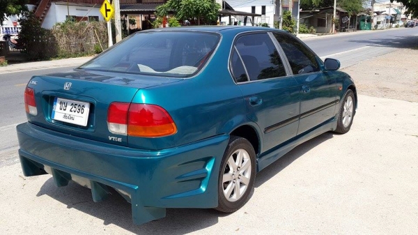 ขาย Honda civic ตาโต สีเขียวสวย ชุดแต่งรอบคัน ราคา 88,000 บาท ++++++++ ขาย Honda civic ตาโต สีเขียวสวย ชุดแต่งรอบคัน ราคา 88,000 บาท ++++++++