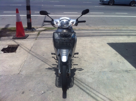 ขาย honda wave 125 สภาพเก่าเก็บ ใช้งานน้อย ไมล์วิ่งน้อย 16000โล  18000 บาท