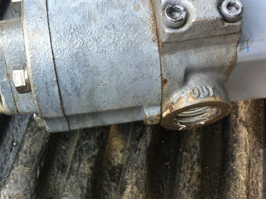 มอเตอร์ปั๊มไฮโดรลิก NIPPON ขนาด 1/2 แรงม้า 220 V. สามเฟสต่อใข้ไฟบ้านเราได้