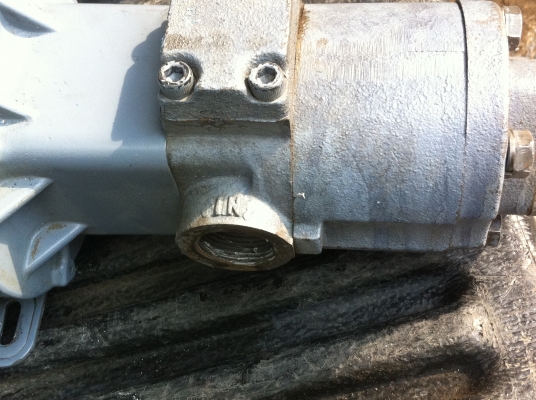 มอเตอร์ปั๊มไฮโดรลิก NIPPON ขนาด 1/2 แรงม้า 220 V. สามเฟสต่อใข้ไฟบ้านเราได้