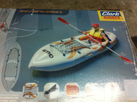 เรือยางคายัคอย่างดี INVERLOCH นั่งคนเดียวของใหม่เหมือนในภาพ