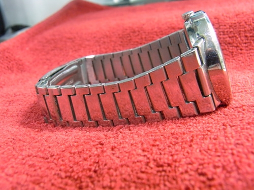 นาฬิกา มิโด้ คอมมานเดอร์ นาฬิกา มิโด้ คอมมานเดอร์