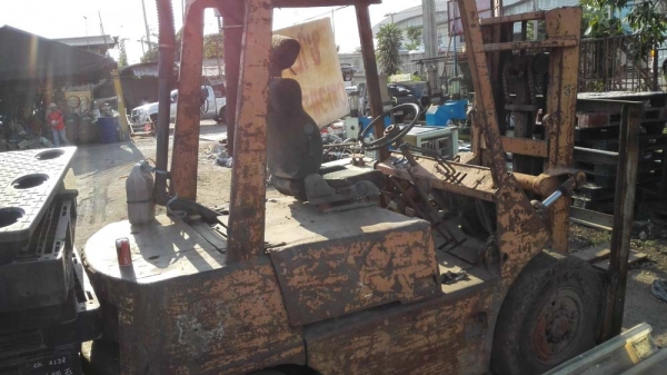 โฟคลิฟท์มือสอง.Toyota 3 ตัน 3 เมตร ราคาต่อมาครับ โฟคลิฟท์มือสอง.Toyota 3 ตัน 3 เมตร ราคาต่อมาครับ