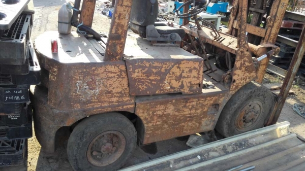 โฟคลิฟท์มือสอง.Toyota 3 ตัน 3 เมตร ราคาต่อมาครับ โฟคลิฟท์มือสอง.Toyota 3 ตัน 3 เมตร ราคาต่อมาครับ