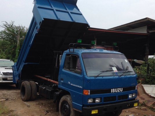 Isuzu NPR 115 แรง F หน้าหลัง กระบะสามมิตร พาวเวอร์ แอร์ไม่มี