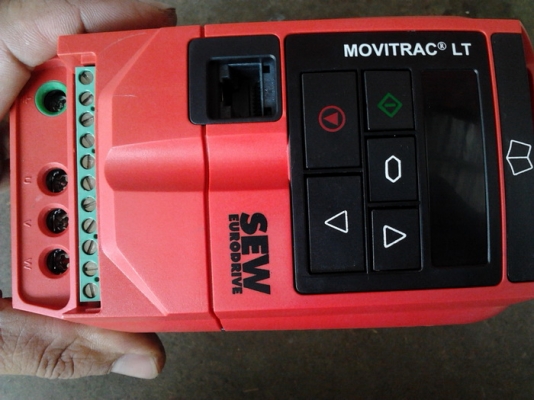 ขาย INVERTER ยี่ห้อ SEW EURODRIVE 0.75 KW, 1 HP