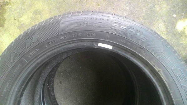 ยาง205 55 16ปี 10 1ชุด