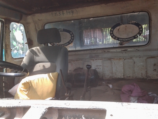 HINO ดั้ม เครื่อง 4BB เฟืองท้ายจัมโบ้ คัชีหัวยาว ดั้มยิงหลัง ไม่มีเล่มนะครับ