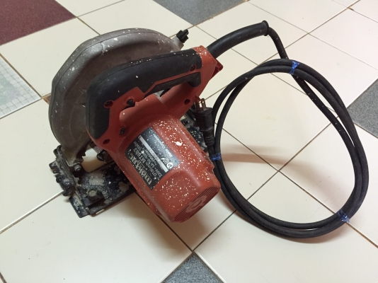 ขายเลื่อยวงเดือนขนาดใส่ใบ7นิ้วยี่ห้อMaktecสภาพดีพร้อมใช้งาน