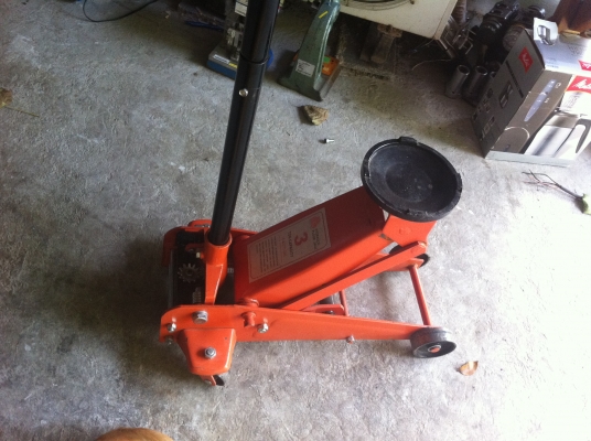 แม่แรง ตะเข้ 3 ตัน สภาพใหม่ยังไม่ได้ใข้งาน