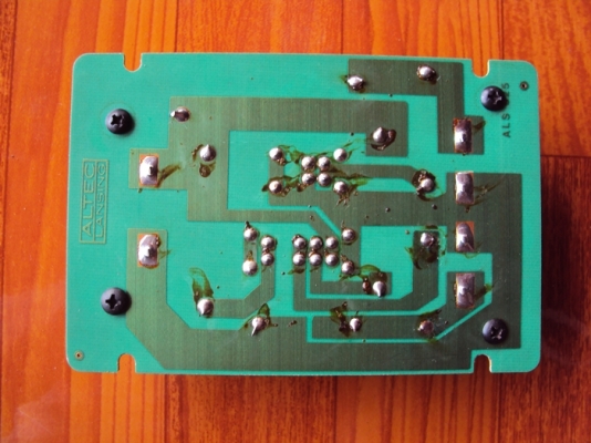 ขาย คลอสโอเว่อร์เน็ทเวิร์ค  Altec Lansing