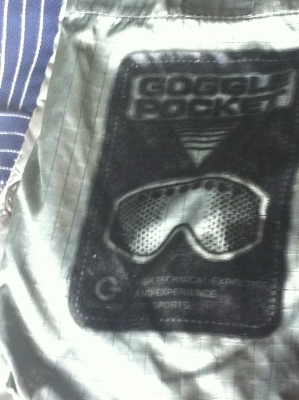 ขุดเสื้อและกางเกง Gold Win เสื่อและกางเกงอย่างดีกันลมกันหนาว