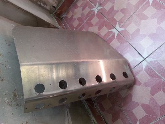 ขายกันแคร้งอลูมิเนียม เก่าญี่ปุ่น