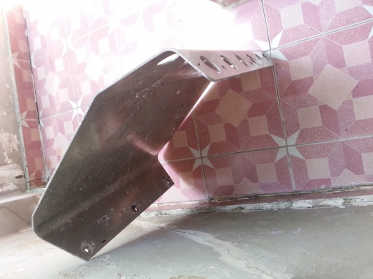 ขายกันแคร้งอลูมิเนียม เก่าญี่ปุ่น