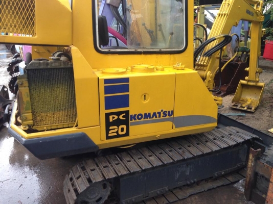 ขายรถขุดเล็ก komatsu pc20 นำเข้าญี่ปุ่น