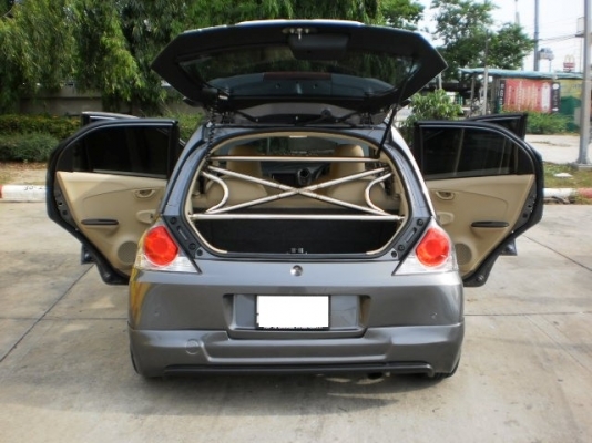 HONDA BRIO 1.2 V ปี2013 วิ่งน้อย 8,xxxkm.