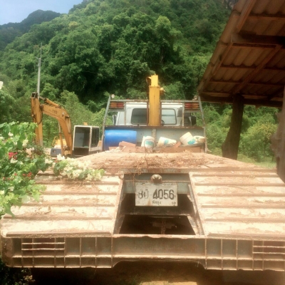 สิบล้อ1เพา อีซูซุ ร็อค175 ท้ายลาก ล  เครน 3 ตัน ท้ายลากบรรทุกแม็กโค สภาพดีพร้อมใชงาน เล่มทะเบียนพร้อมโอน