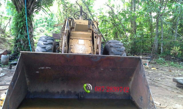 ขายรถตักล้อยาง CAT 910